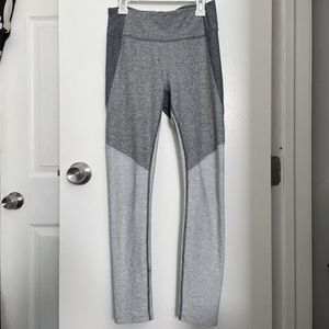 Outdoor Voices 7/8 tri-tone warmup leggings size S